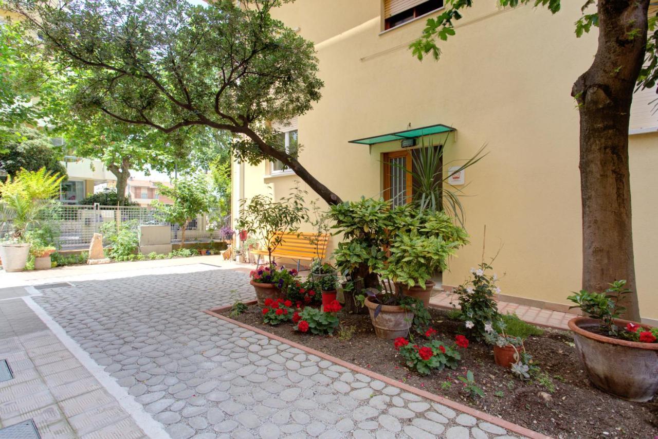 Alloggio Nella Rímini Exterior foto